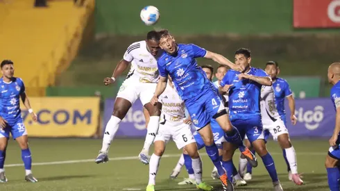 Cómo ver Cobán Imperial vs. Comunicaciones