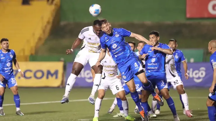 Cómo ver Cobán Imperial vs. Comunicaciones