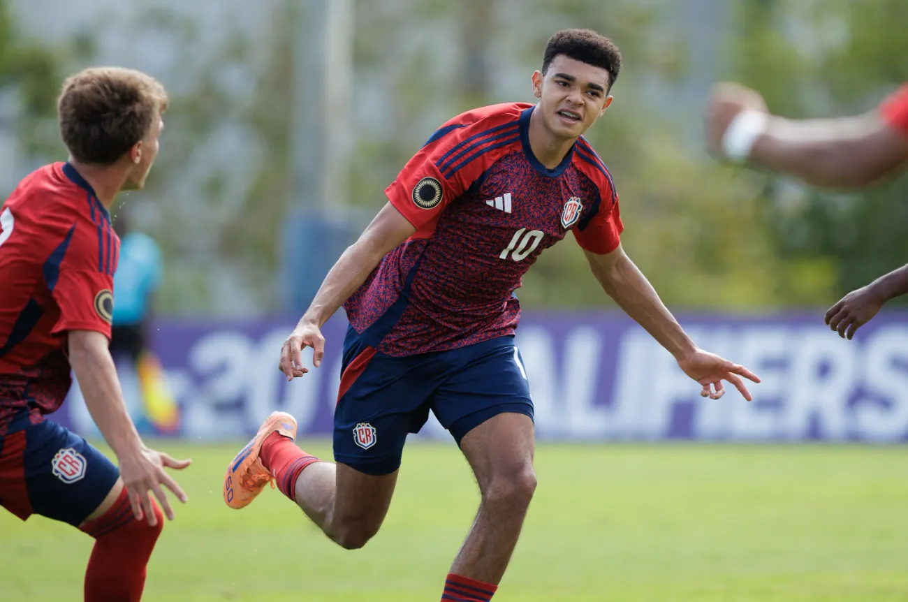 Dax Palmer es figura en La Sele Sub-20 (La Nación).