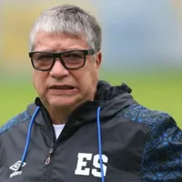 Legionario de El Salvador pasa por mal momento en su equipo