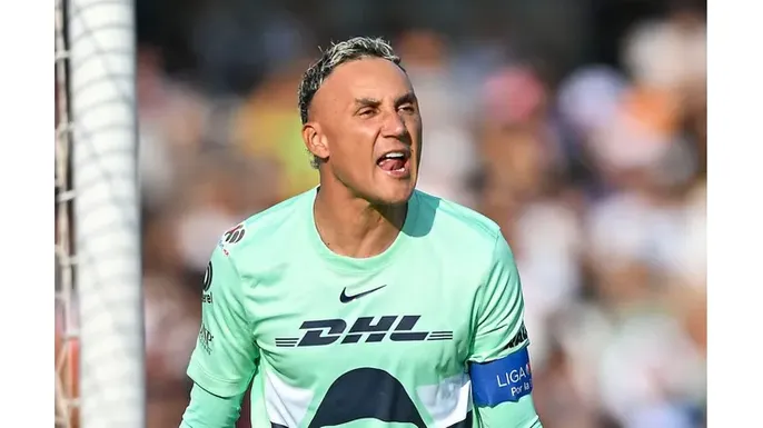 Keylor Navas – Pumas