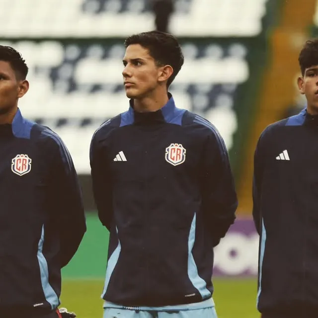 Rojas acumula roce de Selección (Instagram).