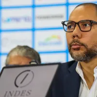 Jugadores de un histórico de El Salvador esperan que les paguen su sueldo