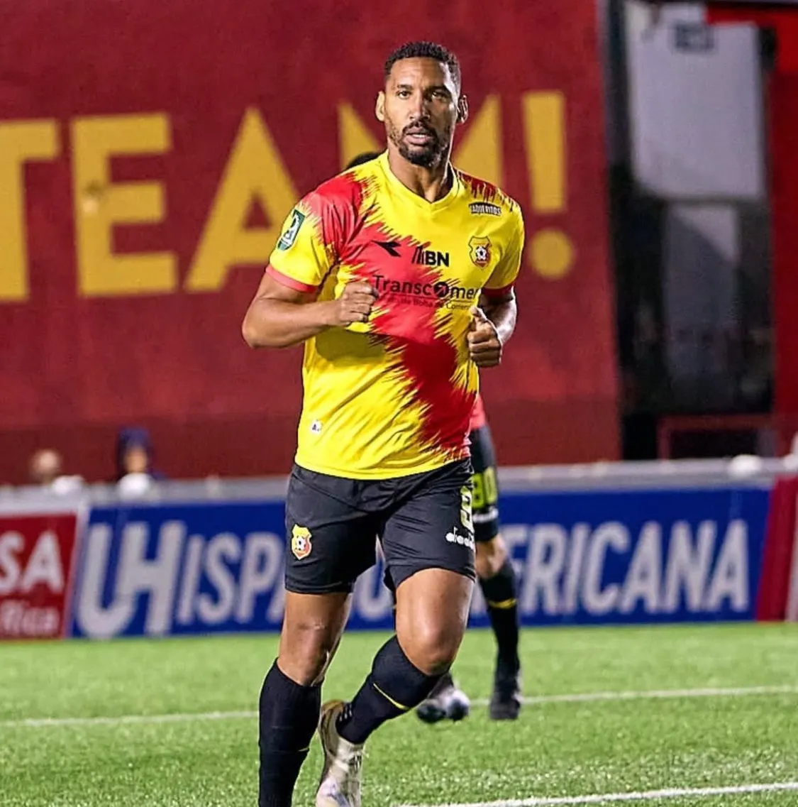 Marcel Hernández no estuvo en el XI titular del Team vs Liberia (CS Herediano).