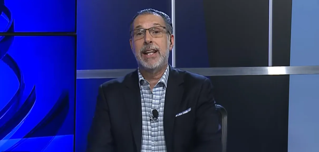 Mauricio Kawas lanzó fuertes críticas sobre la primera convocatoria de José Molina en la Selección de Honduras. Foto: TDTV.