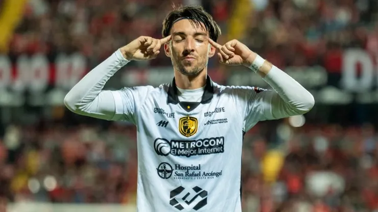Liberia confirma la lesión de Mauricio Villalobos.