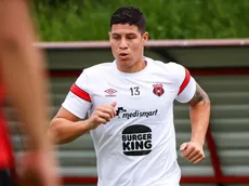 Alexis Gamboa aparece tras su lesión con un mensaje que pone en vilo a Alajuelense