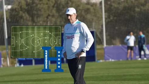 José Francisco Molina dirigiendo su primer entrenamiento con la Selección de Honduras. Foto: FFH.