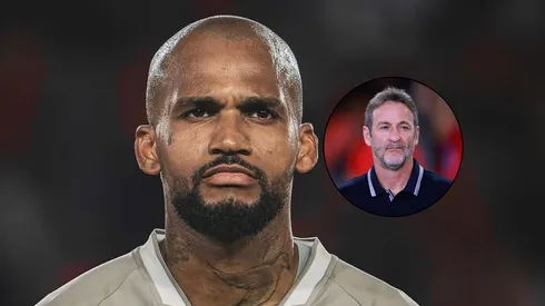 El portero panameño salió lesionado.