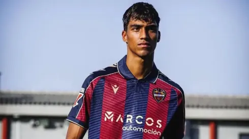 El panameño firmó un nuevo contrato.