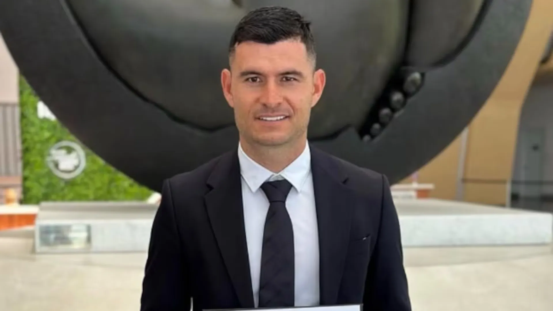 Danny Carvajal es graduado de la carrera de Administración de Empresas.