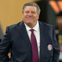 Impensado reconocimiento al Piojo Herrera