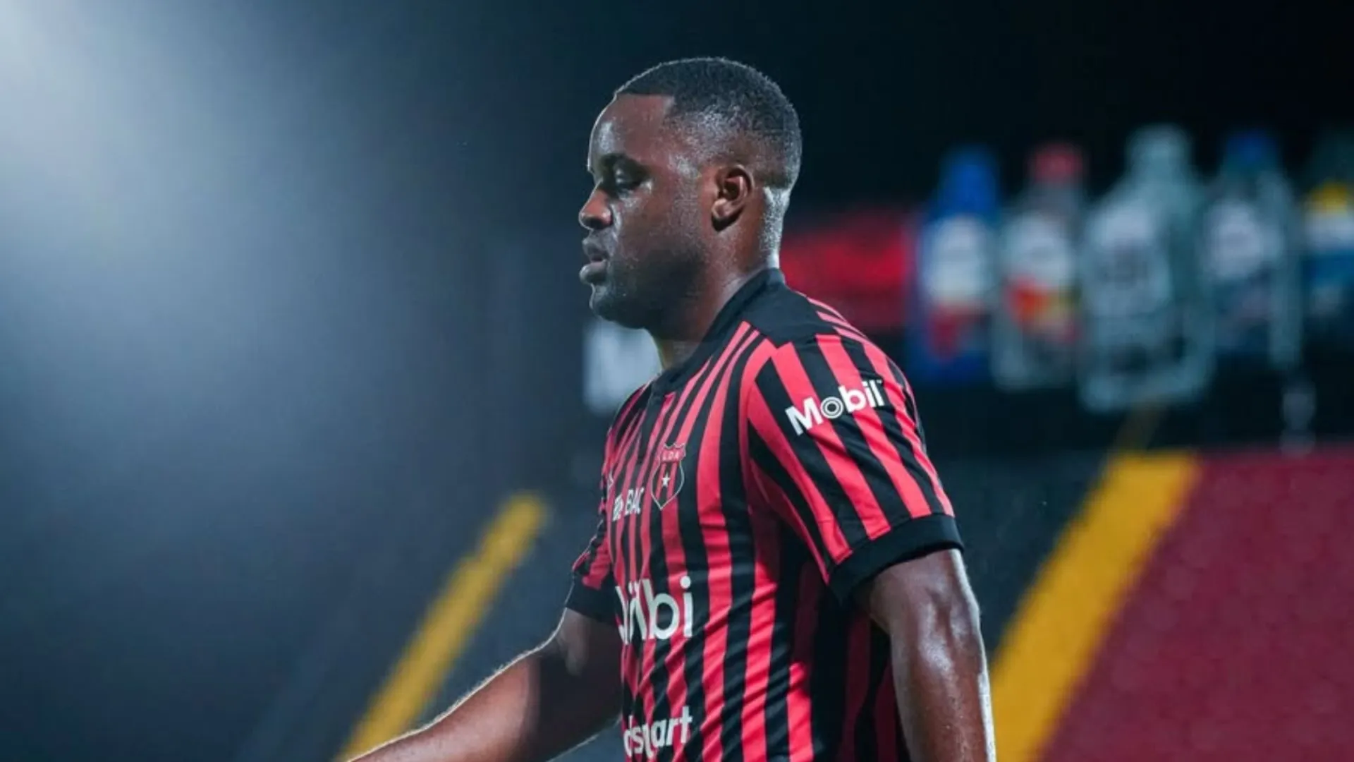 Joel Campbell recordó su paso en Europa.