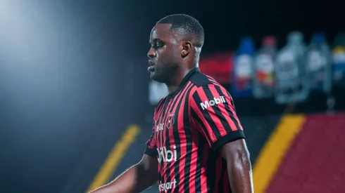 Joel Campbell recordó su paso en Europa.