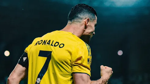 CR7 festeja uno de los dos que marcó.