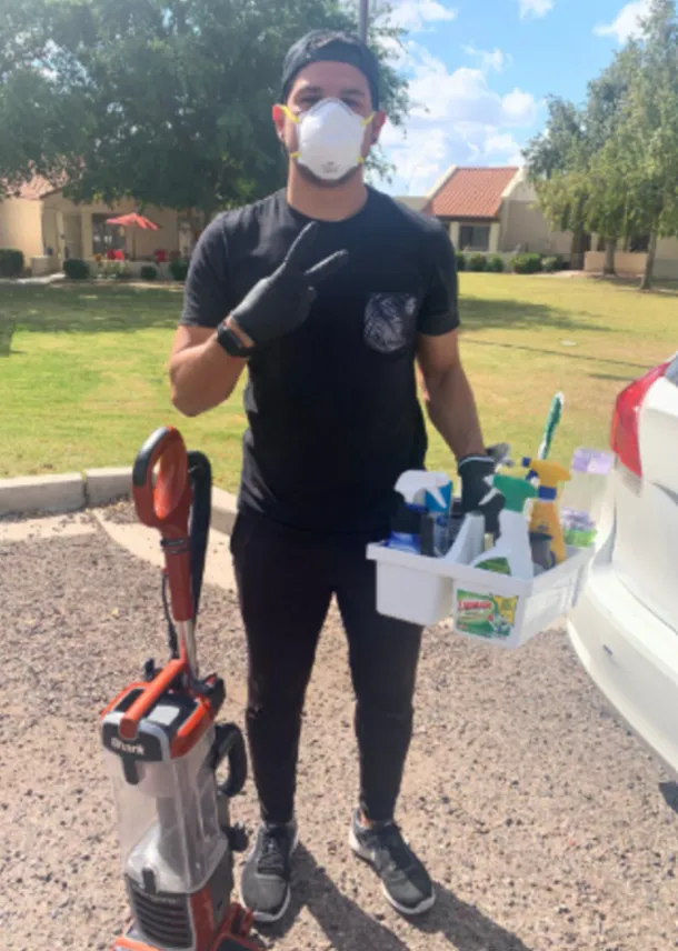 Alejandro Aguilar le puso el pecho a la pandemia (La Teja).