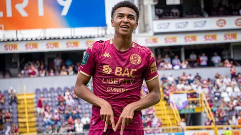 El lateral sigue dando buenas noticias.