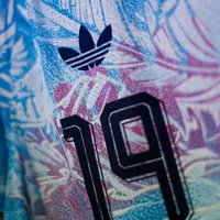 Adidas le hace un ultimátum a La Sele