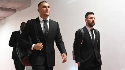 Explorando la brecha económica entre Messi y Keylor Navas.