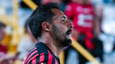 Celso Borges está lesionado y es duda ante Saprissa.