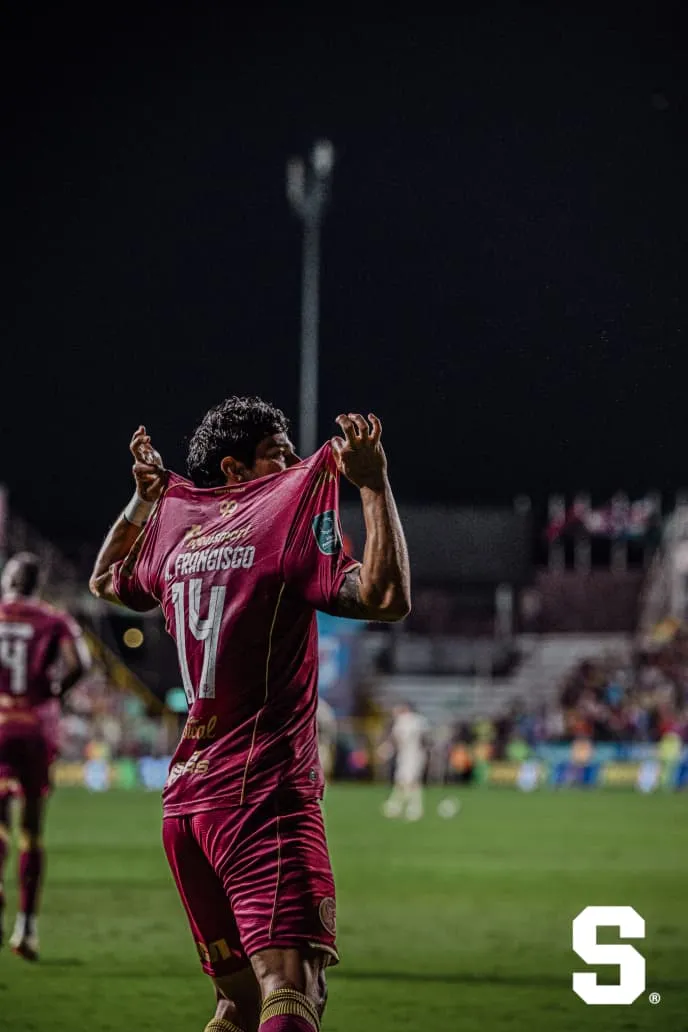 Ariel Rodríguez no se va a ningún lado (Saprissa).