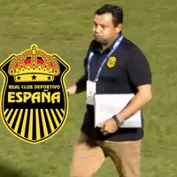 Jeaustin Campos estalla y nadie puede creer lo que hizo durante un partido con Real España en Honduras