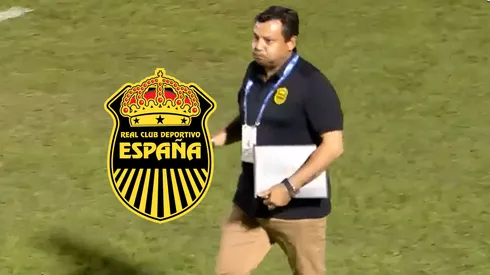Jeaustin Campos desató la polémica en pleno partido ante Choloma en Honduras. Foto: Deportes TVC.