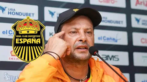 Jeaustin Campos anunció su renuncia como entrenador del Real España en Honduras. Foto: La Prensa.