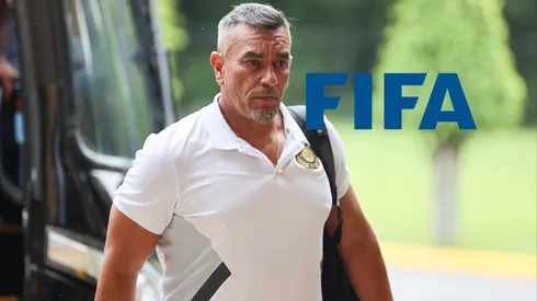 El entrenador argentino pide su dinero