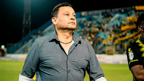 Jeaustin Campos se fue de Real España.