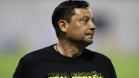 Jeaustin Campos renunció a Real España tras la derrota ante Choloma. Foto: La Prensa.