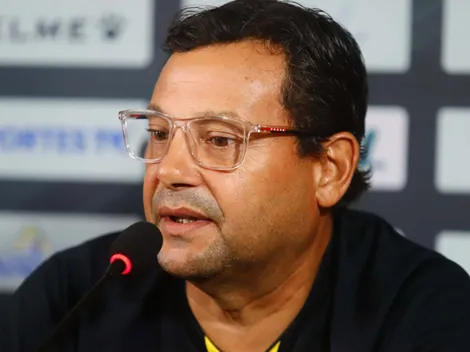 Jeaustin Campos impacta a Costa Rica al revelar la enfermedad que lo obligó a renunciar en Honduras