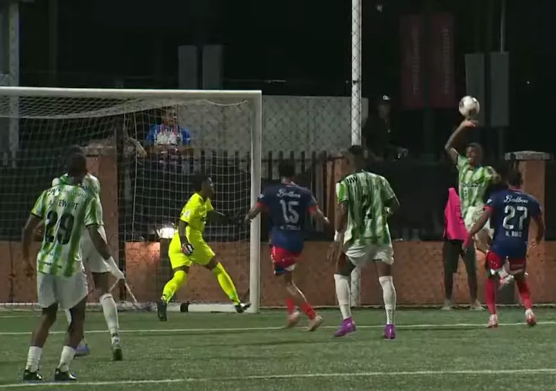 La mano que le costó el triunfo a Alianza FC (Youtube).