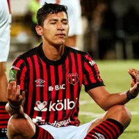 Ángel Zaldívar toma por sorpresa a Alajuelense con un mensaje lejos de Costa Rica: “Hay cosas más importantes”