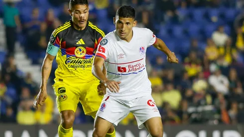 José Mario Pinto sigue sin renovar con Olimpia y el club le busca solución. Foto: X Olimpia.