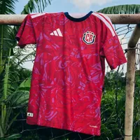 Las dos marcas que pueden vestir a Costa Rica si no sigue Adidas