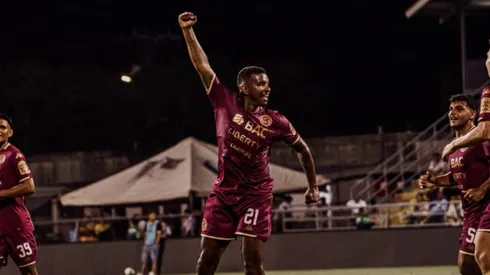 Saprissa y Sporting en vivo.