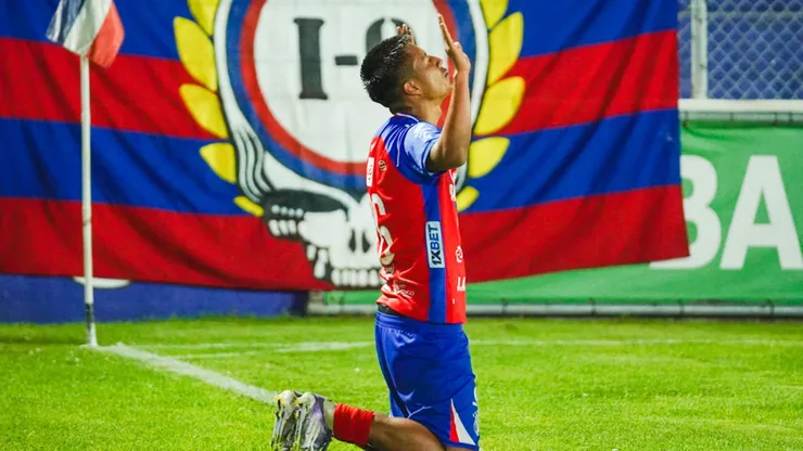 Los chivos regresan a la cima