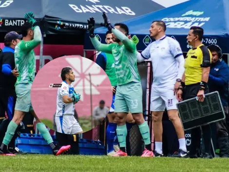 Un delantero juega de portero: El momento insólito que se dio en el futbol de Guatemala