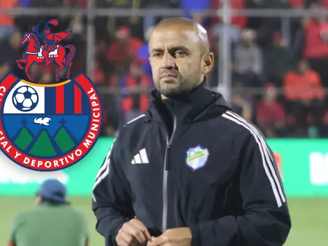 Moyo Contreras se burla de Municipal con una imagen que enloquece a Comunicaciones