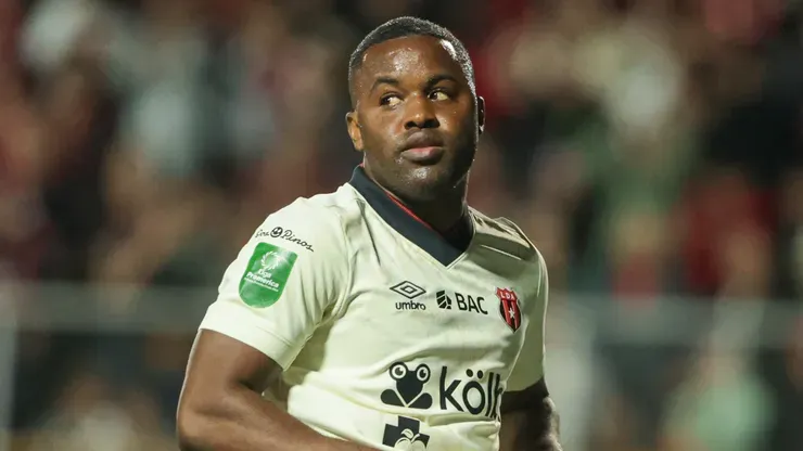 Joel Campbell – Alajuelense