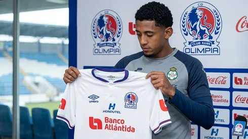 Choco Lozano podría volver a vestir los colores de Olimpia.