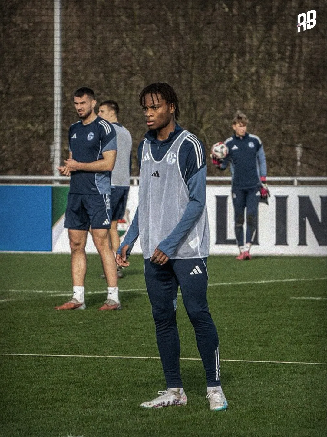 Elijah Nelson en el U23 del Schalke 04. Foto: Rising Ballers