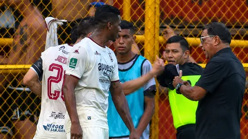 Mariano Torres contra las cuerdas.