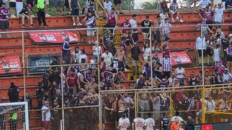 Saprissa tuvo problemas en las tribunas.