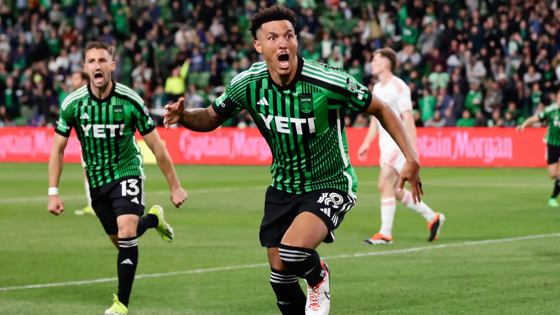 Julio Cascante, uno de los apuntados por la directiva manuda, no juega desde noviembre del 2025. (Foto: MLS)