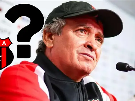 Alajuelense prepara "una salida más" en este puesto clave