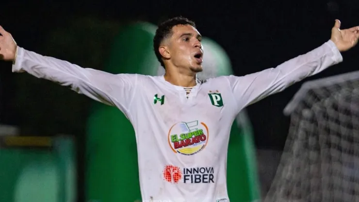 Erick Puerto sigue siendo buscado por varios equipos.