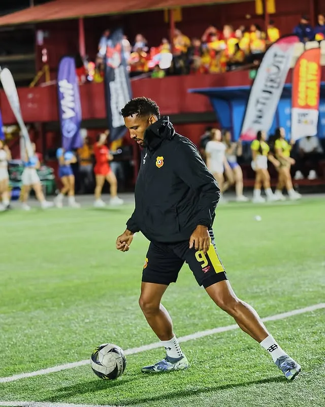 (CS Herediano).