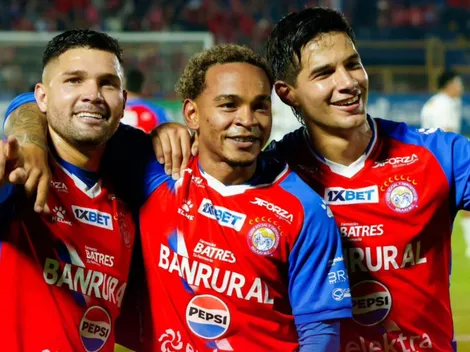 Xelajú MC elimina a Comunicaciones con autoridad: Resumen y goles